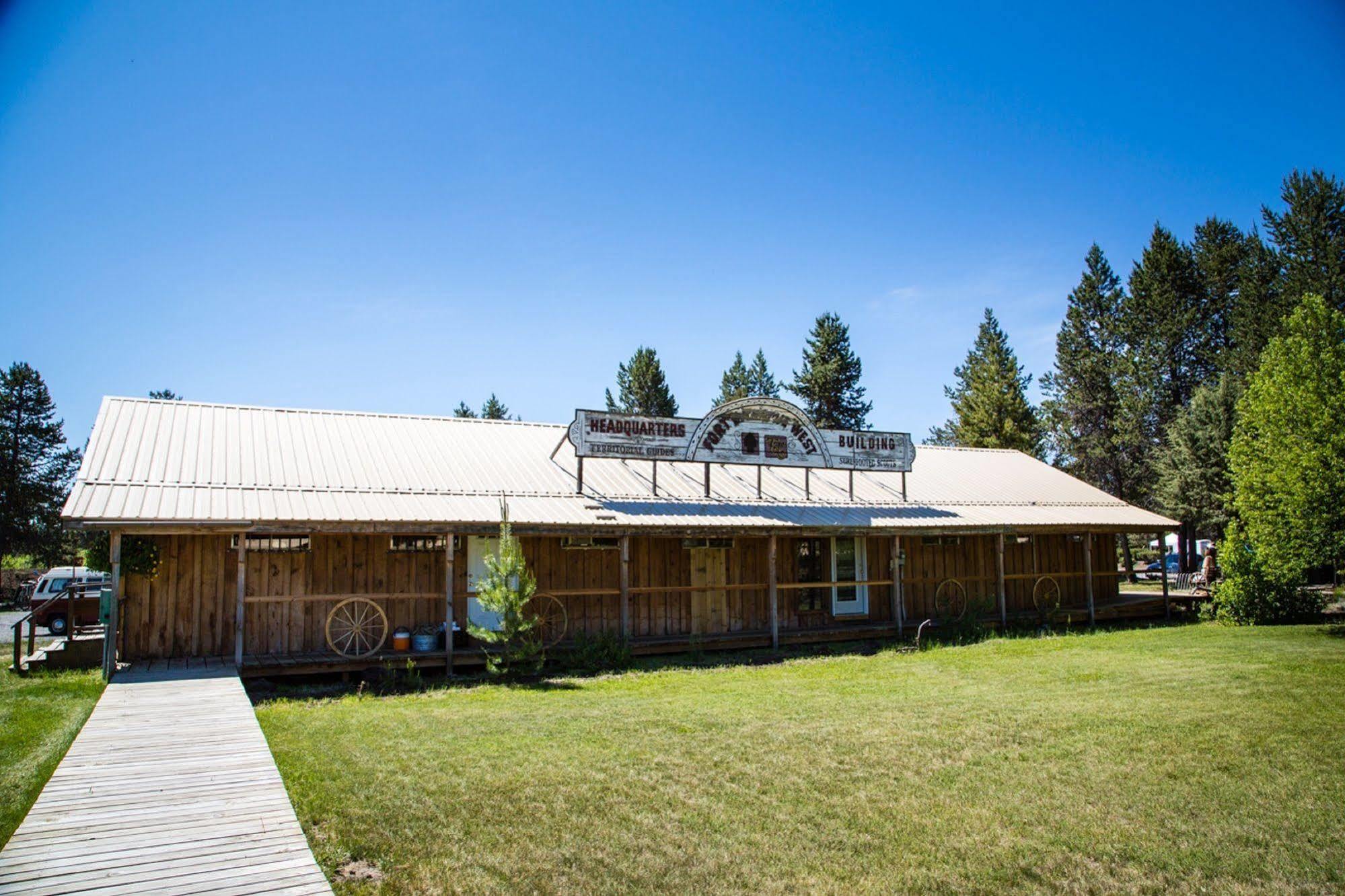 Bend-Sunriver Rv Campground Three Rivers Bagian luar foto