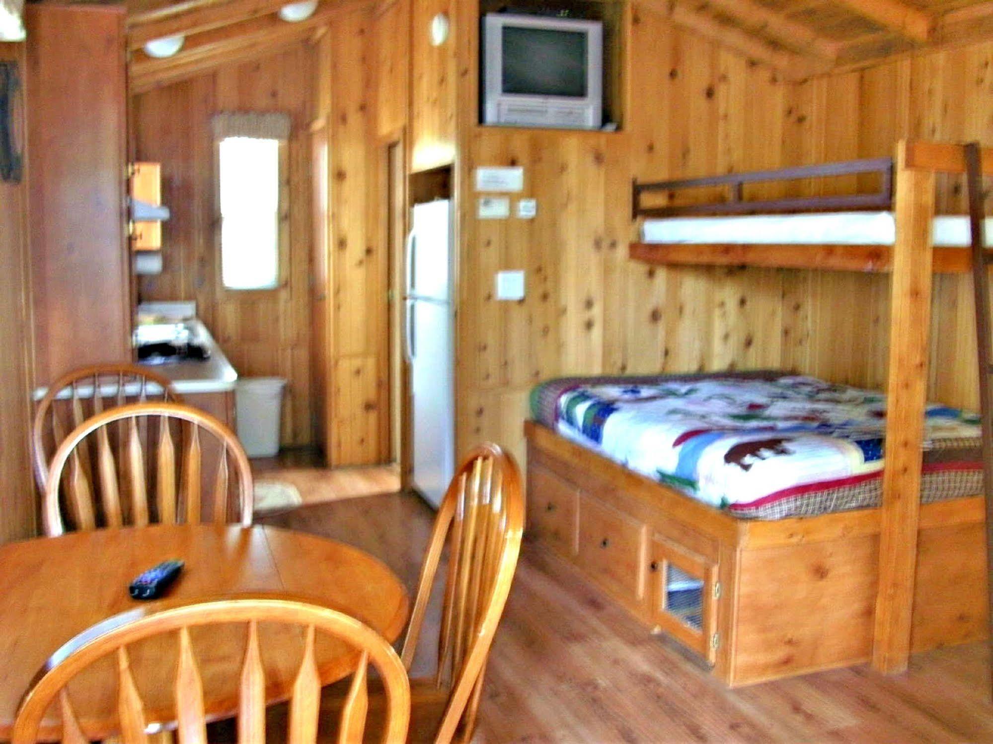 Bend-Sunriver Rv Campground Three Rivers Bagian luar foto